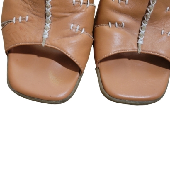 Infinity leather sandals, slip on, 2 inch heel - Picture 4 of 7